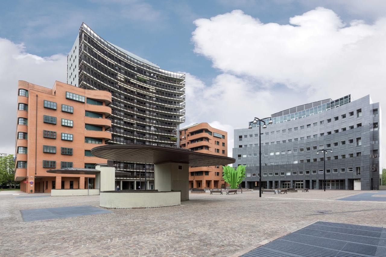 Bologna Holiday Inn Exterior photo
